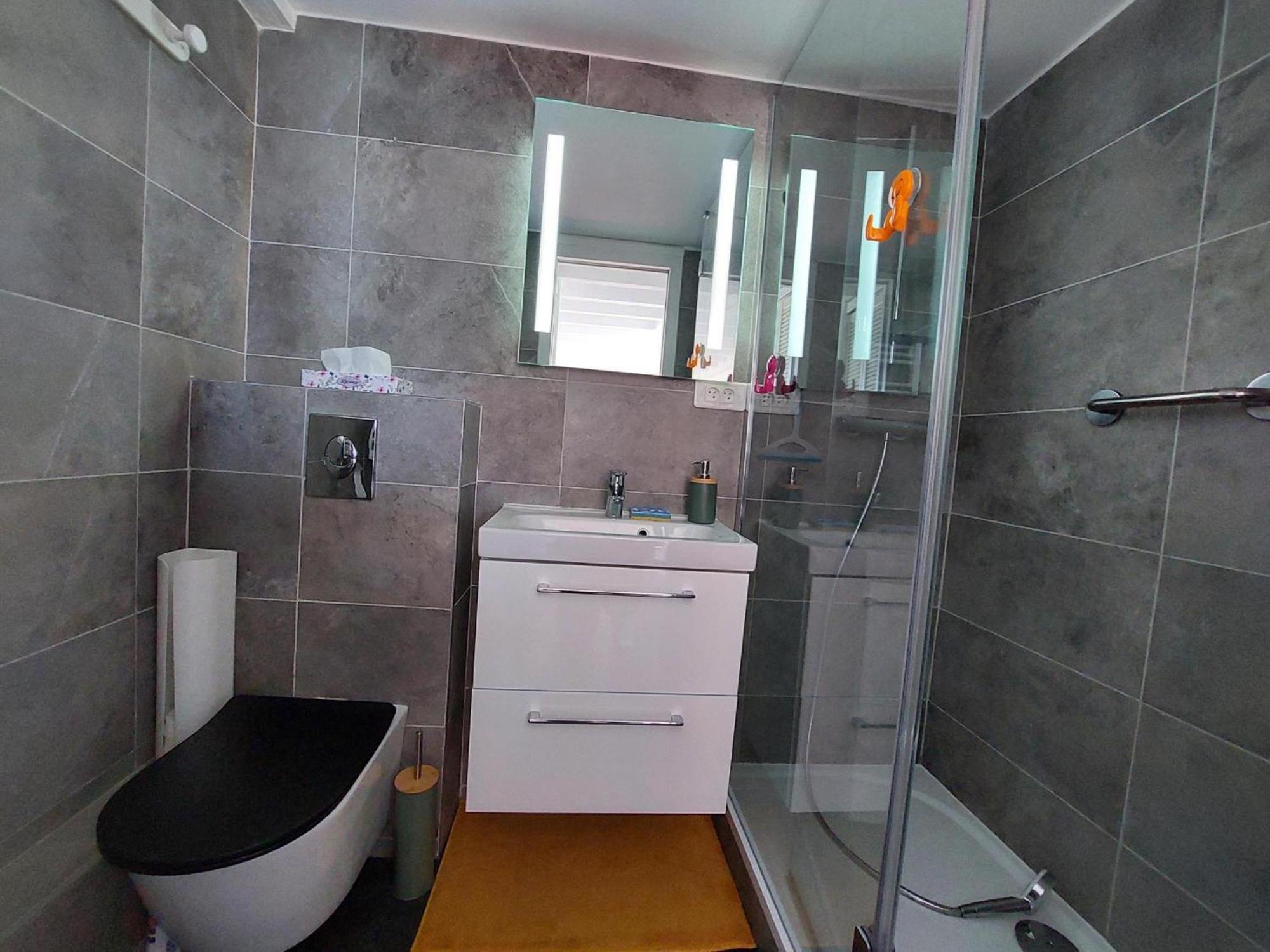Charmant Appart Renove A 50M De La Plage Avec Balcon Et Parking - Fr-1-550-78 Royan Buitenkant foto